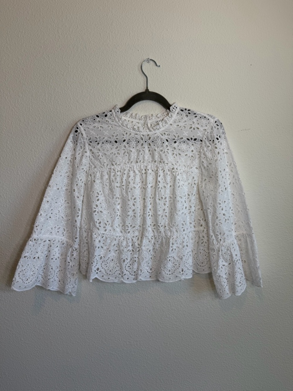 Veronica Beard White Eyelet Lace Bell-Sleeve Blouse - Women